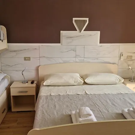 Aria E Sole Bed & Breakfast 3*