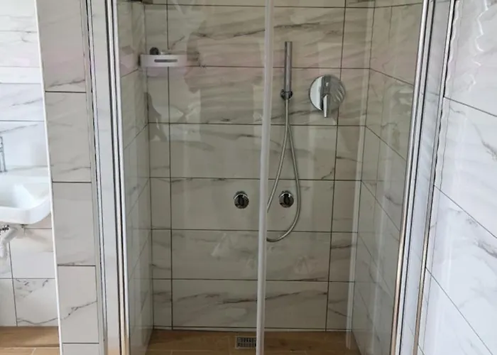 Alojamento de Acomodação e Pequeno-almoço Aria E Sole 3*