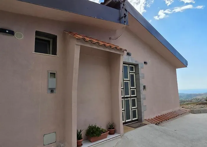 Aria E Sole לינה וארוחת בוקר 3*